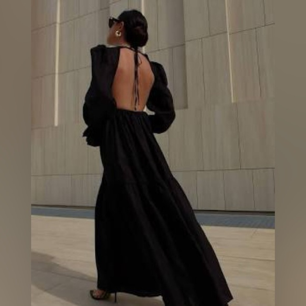 NWOT DISSH Jorja Linen Black Maxi Dress Long Sleeve Open Back Size XS/S
